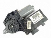 Motor del regulador de la ventanilla de la puerta delantera