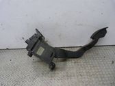 Accelerator throttle pedal