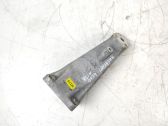 Engine mounting bracket