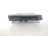 Radio / CD-Player / DVD-Player / Navigation