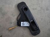 Convertible roof lock/latch