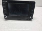 Radio / CD-Player / DVD-Player / Navigation