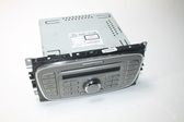 Radio / CD-Player / DVD-Player / Navigation