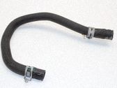 Tuyau de liquide de refroidissement moteur