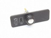 Enchufe conector entrada auxiliar