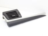 Moldura protectora de la rejilla de ventilación del panel