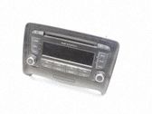 Radio / CD-Player / DVD-Player / Navigation