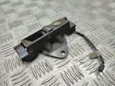 Convertible roof lock/latch