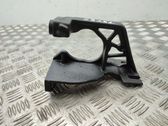 Engine mounting bracket