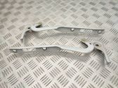 Engine bonnet/hood hinges