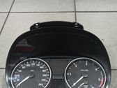 Geschwindigkeitsmesser Cockpit