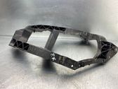 Headlight/headlamp mounting bracket