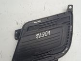 Etupuskurin alempi jäähdytinsäleikkö