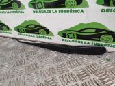 Front wiper blade arm