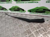 Front wiper blade arm