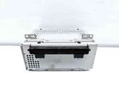 Radio / CD-Player / DVD-Player / Navigation