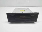 Radio / CD-Player / DVD-Player / Navigation