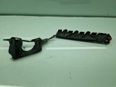 Fender mounting bracket