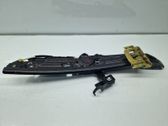 Rear window lifting mechanism without motor
