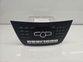 Radio / CD-Player / DVD-Player / Navigation