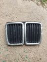 Front bumper upper radiator grill