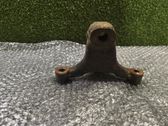 Engine mounting bracket