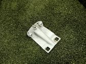 Fender mounting bracket