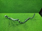 Tuyau de liquide de refroidissement moteur