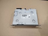 Radio / CD-Player / DVD-Player / Navigation
