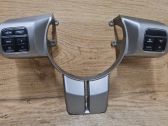 Steering wheel buttons/switches