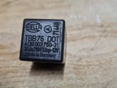 Hazard warning light relay