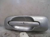 Manecilla externa puerta delantera