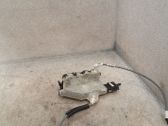 Cerradura de puerta trasera