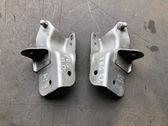 Fender mounting bracket