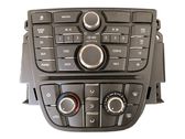 Head unit multimedia control