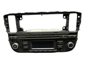 Panel / Radioodtwarzacz CD/DVD/GPS