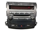 Radio/CD/DVD/GPS-pääyksikkö