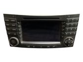 Radio / CD-Player / DVD-Player / Navigation