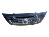 Radio / CD-Player / DVD-Player / Navigation
