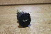 12V Steckdose hinten