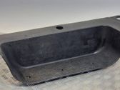 Moldura protectora del borde delantero