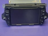 Radio / CD-Player / DVD-Player / Navigation