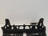 Rear bumper mounting bracket
