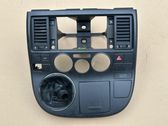 Verkleidung Radio / Navigation