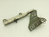 Engine bonnet/hood hinges