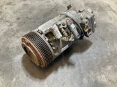Ilmastointilaitteen kompressorin pumppu (A/C)