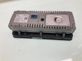 Radio/CD/DVD/GPS-pääyksikkö
