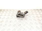Tuyau de liquide de refroidissement moteur