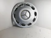 R15 wheel hub/cap/trim