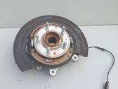 Rear wheel bearing hub